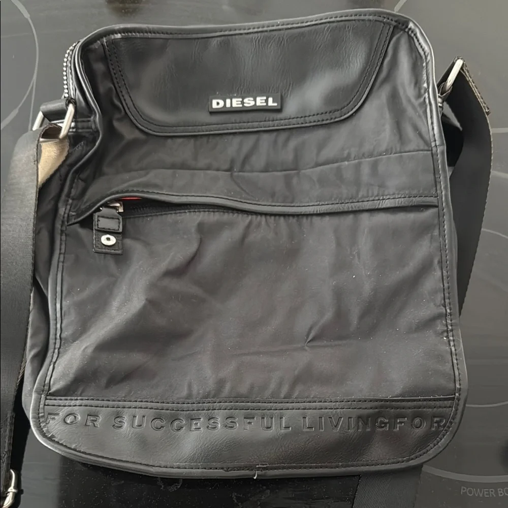 Diesel Black Messenger Bag with Adjustable Strap - Picture 1 of 4